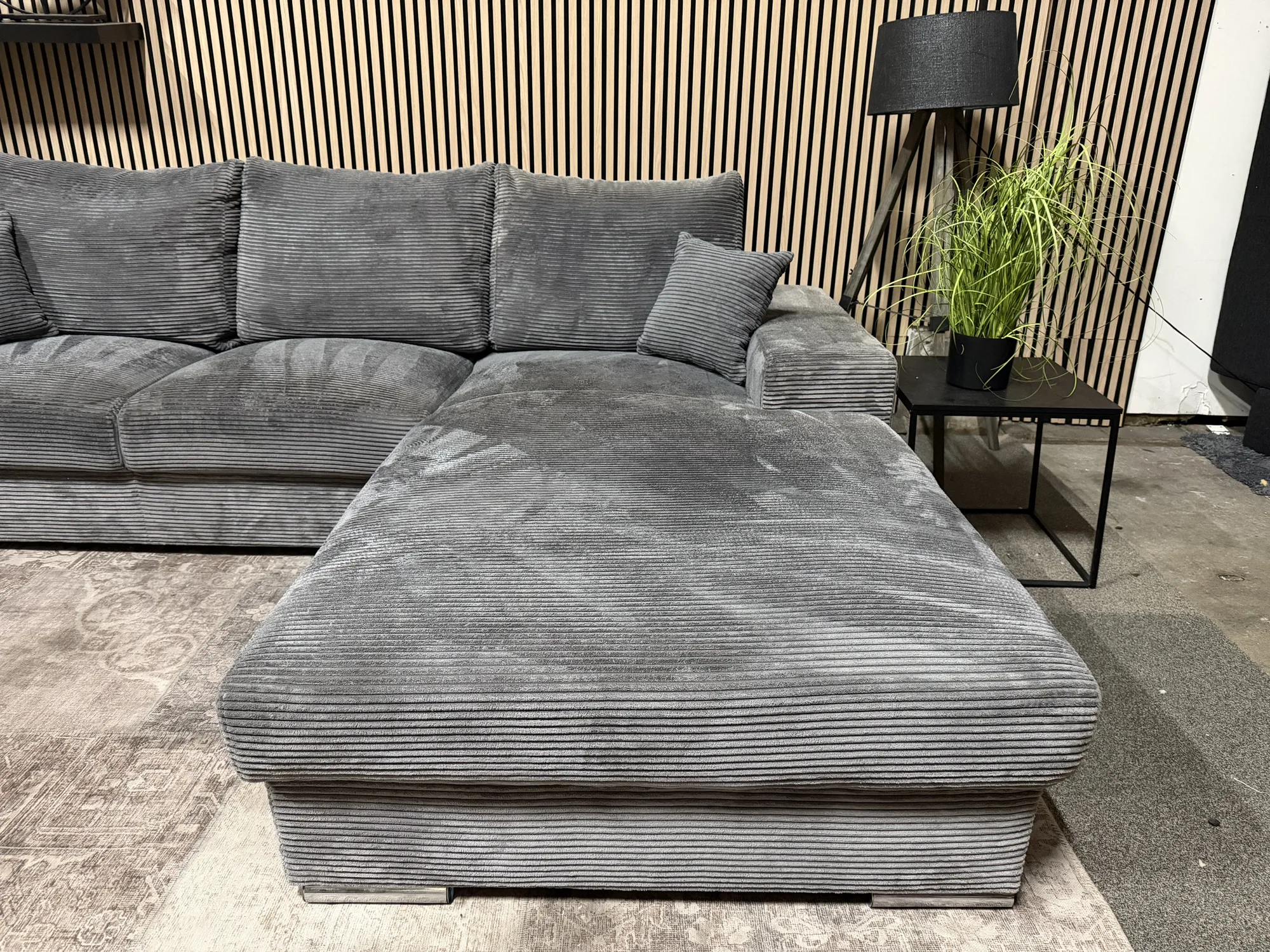 Prachtige ribstof hoekbank! 280x200 - Afbeelding 2