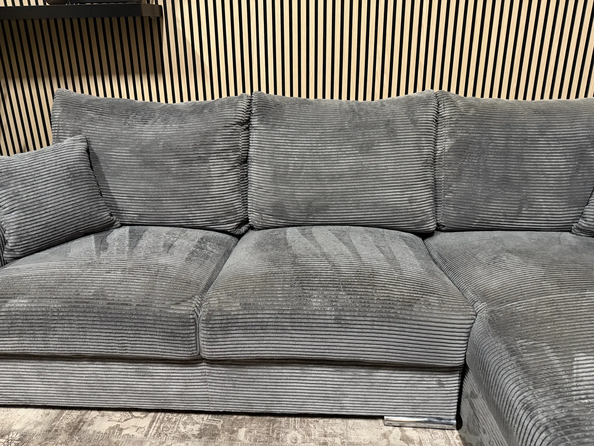 Prachtige ribstof hoekbank! 280x200 - Afbeelding 5