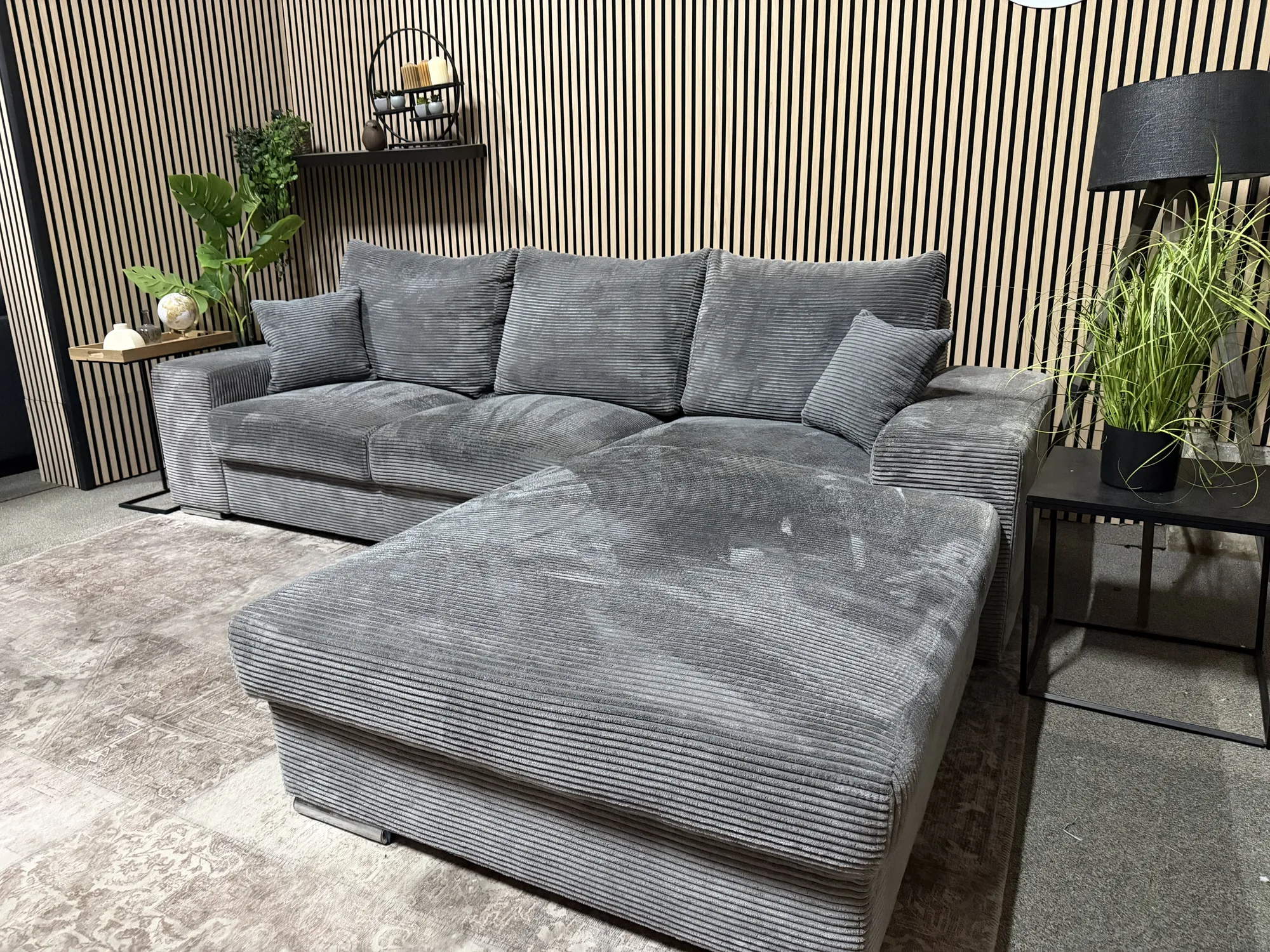 Prachtige ribstof hoekbank! 280x200 - Afbeelding 7