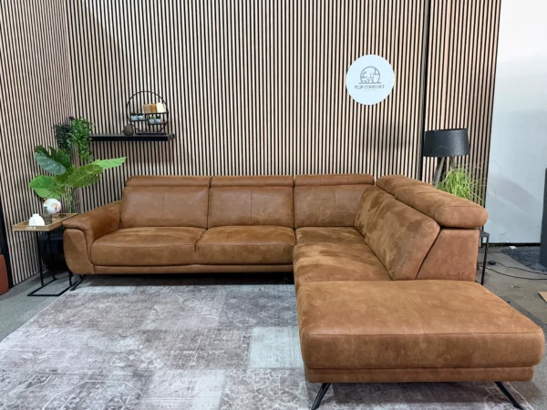 Cognac hoekbank! 298x240
